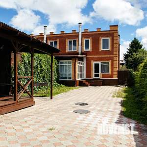 Дом 250м², 3-этажный, посуточно,