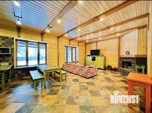 Коттедж 300м², 2-этажный, на длительный срок,