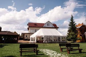 Коттедж 400м², 3-этажный, посуточно, , 12 км от города