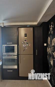 Дом 300м², 2-этажный, участок 5 сот.