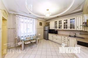 Коттедж 248м², 3-этажный, участок 23 сот.