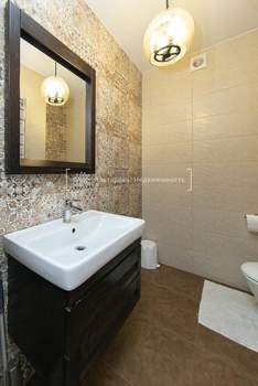 Дом 253м², 4-этажный, участок 3 сот.