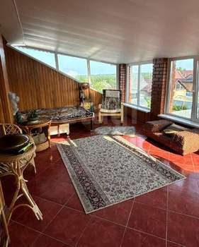 Дом 274м², 2-этажный, участок 10 сот.