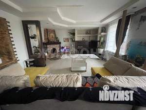 Дом 240м², 2-этажный, участок 5 сот.