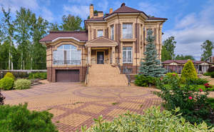 Дом 504м², 3-этажный, участок 21 сот.