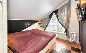 Дом 181м², 3-этажный, участок 15 сот.