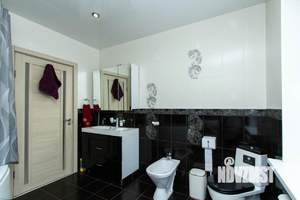 Коттедж 180м², 3-этажный, участок 9 сот.