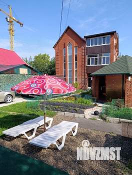 Коттедж 230м², 3-этажный, участок 7 сот.