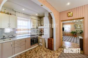 Дом 144м², 2-этажный, участок 8 сот.