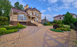 Дом 504м², 3-этажный, участок 21 сот.