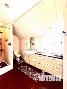 Дом 180м², 3-этажный, участок 2 сот.