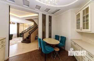 Таунхаус 166м², 3-этажный, участок 3 сот.