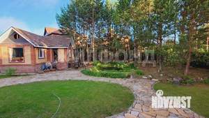 Дом 280м², 3-этажный, участок 10 сот.