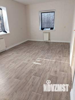 Дом 87м², 2-этажный, участок 7 сот.