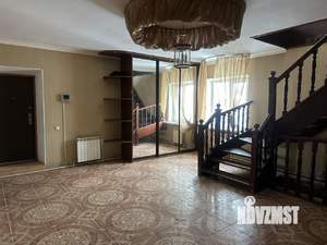 Дом 450м², 3-этажный, участок 10 сот.