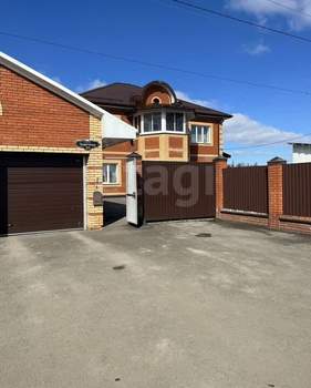 Дом 272м², 2-этажный, участок 14 сот.