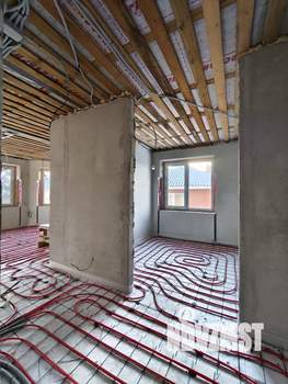 Дом 198м², 2-этажный, участок 11 сот.