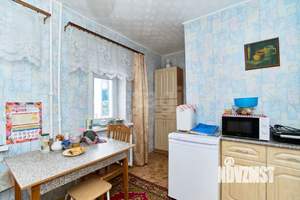 Дом 276м², 3-этажный, участок 11 сот.