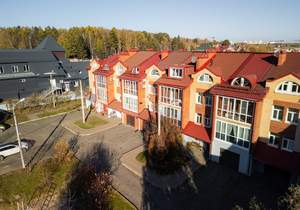 Дом 187м², 3-этажный, участок 1 сот.