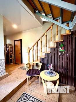 Дом 180м², 3-этажный, участок 2 сот.