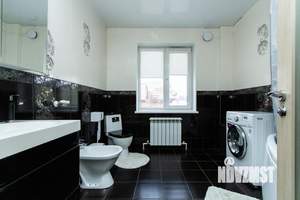 Коттедж 180м², 3-этажный, участок 9 сот.