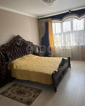 Дом 272м², 2-этажный, участок 14 сот.