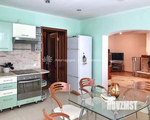Дом 174м², 2-этажный, на длительный срок, 
