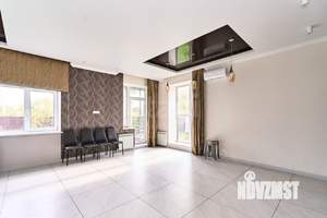 Дом 247м², 2-этажный, на длительный срок, 