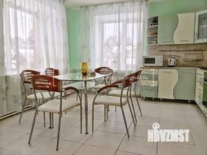Дом 174м², 2-этажный, на длительный срок, 