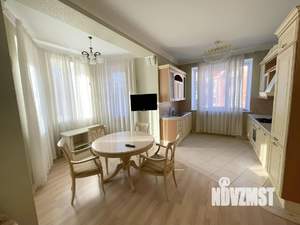 Коттедж 300м², 3-этажный, на длительный срок, 