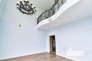 Дом 247м², 2-этажный, на длительный срок, 