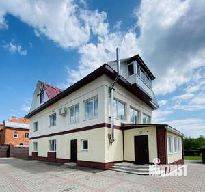 Дом 400м&sup2;, 3-этажный, посуточно, 