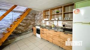 Дом 250м&sup2;, 3-этажный, посуточно, 