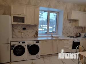 Дом 230м&sup2;, 2-этажный, посуточно, 