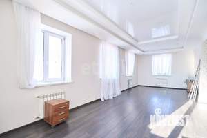 Дом 450м&sup2;, 2-этажный, на длительный срок, 