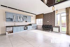 Дом 247м², 2-этажный, на длительный срок, 