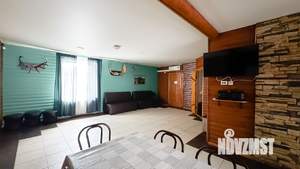 Дом 250м&sup2;, 3-этажный, посуточно, 