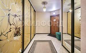 Дом 301м², 2-этажный, участок 17 сот.  