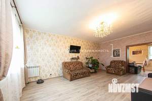 Дом 215м², 3-этажный, участок 10 сот.  