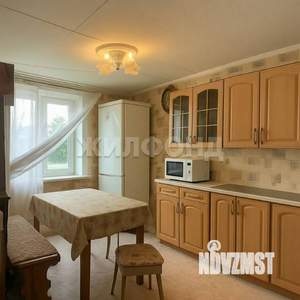 Дом 49м&sup2;, 2-этажный, участок 11 сот.  