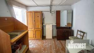 Дом 15м², 2-этажный, участок 6 сот.  
