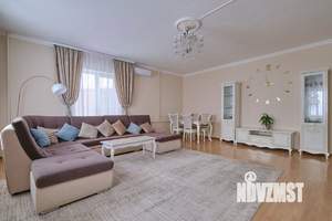 Дом 285м², 2-этажный, участок 0 сот.  