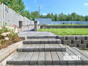 Коттедж 185м², 2-этажный, участок 6 сот.  