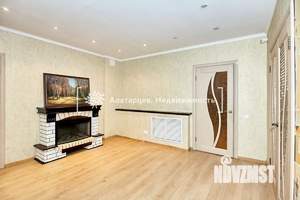 Дом 174м², 2-этажный, участок 4 сот.  