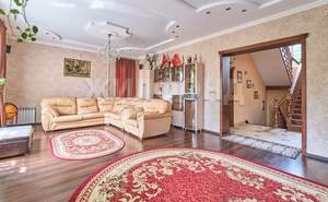 Дом 330м², 2-этажный, участок 20 сот.  