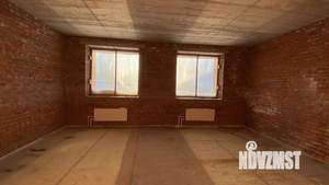 Дом 240м&sup2;, 2-этажный, участок 10 сот.  