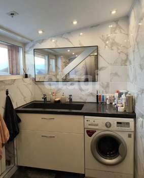 Дом 268м&sup2;, 2-этажный, участок 11 сот.  