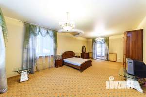 Коттедж 387м&sup2;, 3-этажный, участок 14 сот.  