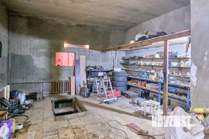 Дом 320м&sup2;, 3-этажный, участок 6 сот.  