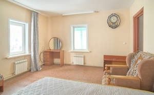 Дом 130м&sup2;, 2-этажный, участок 6 сот.  